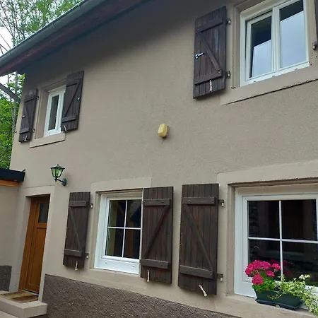 別荘 La Roseraie Fréland